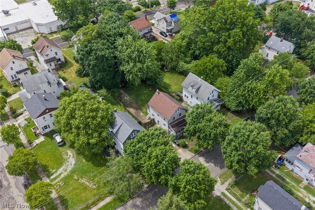 2240 12th Street SW, Akron, OH 44314