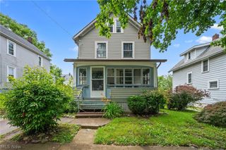 2240 12th Street SW, Akron, OH 44314