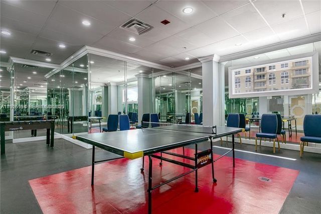 2030 S Ocean Dr 2225, Hallandale Beach, FL 33009