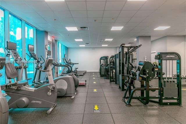 2030 S Ocean Dr 2225, Hallandale Beach, FL 33009