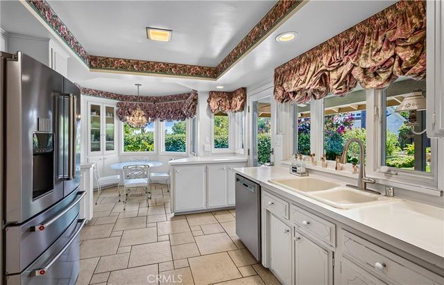 11577 Acacia Street, Loma Linda, CA 92354