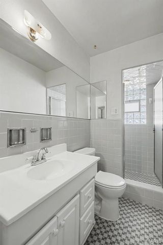 1400 Norman Place, Warson Woods, MO 63122