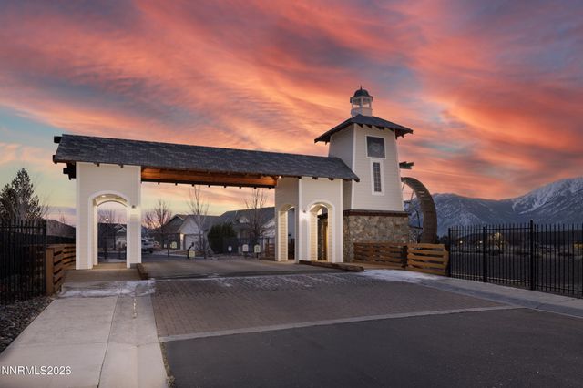 1202 W Cottage Loop, Gardnerville, NV 89460