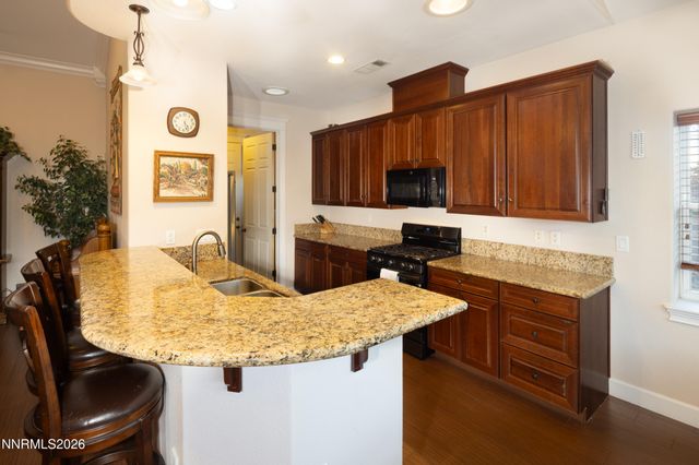 1202 W Cottage Loop, Gardnerville, NV 89460