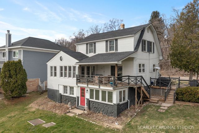 705 Spring Beach Way, Cary, IL 60013