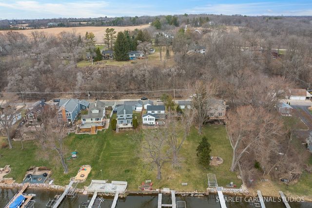 705 Spring Beach Way, Cary, IL 60013