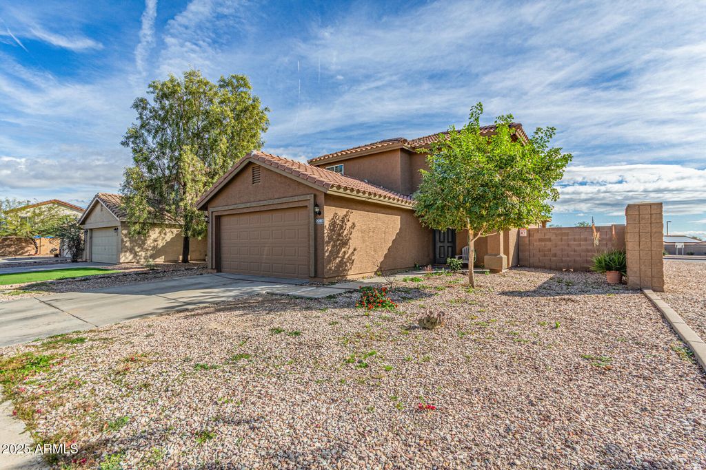 22613 W DESERT BLOOM Street, Buckeye, AZ 85326 — photo 3