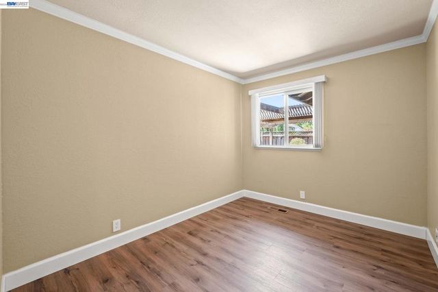 3006 Melbourne Ct, Pleasanton, CA 94588