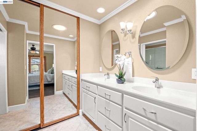 3006 Melbourne Ct, Pleasanton, CA 94588