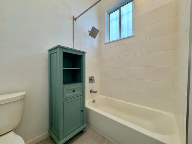 1022 Chestnut Street, Oakland, CA 94607