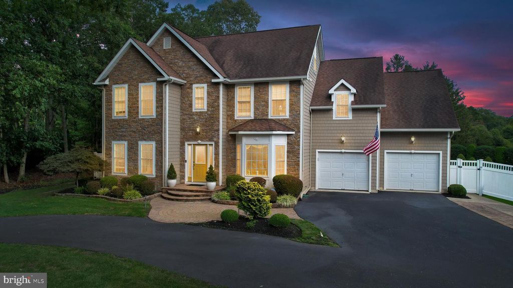 243 IVYSTONE CT, Galloway, NJ 08205