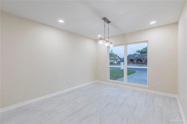 910 W 12th Street, San Juan, TX 78589