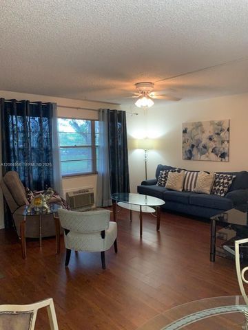 151 SW 135th Terrace 109T, Pembroke Pines, FL 33027
