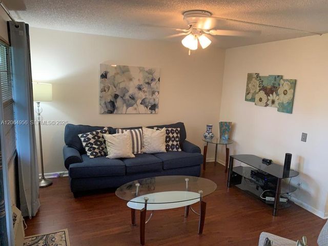 151 SW 135th Terrace 109T, Pembroke Pines, FL 33027