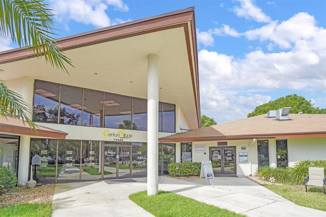 151 SW 135th Terrace 109T, Pembroke Pines, FL 33027