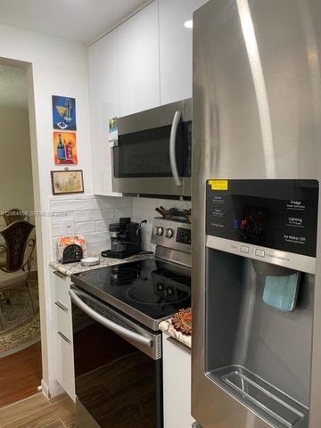 151 SW 135th Terrace 109T, Pembroke Pines, FL 33027