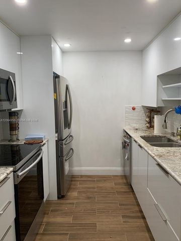 151 SW 135th Terrace 109T, Pembroke Pines, FL 33027