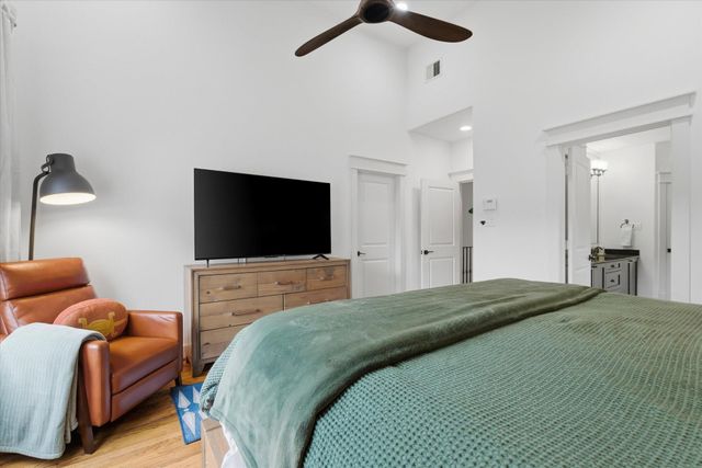 4011 Feagan Street, Houston, TX 77007