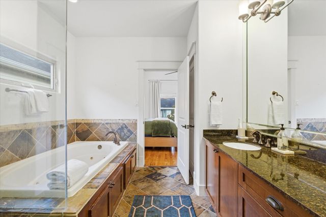 4011 Feagan Street, Houston, TX 77007