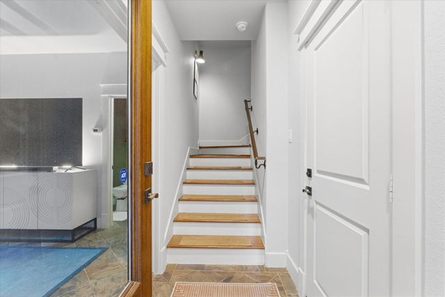 4011 Feagan Street, Houston, TX 77007