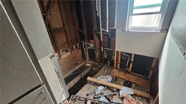 340 S Sunset, Azusa, CA 91702