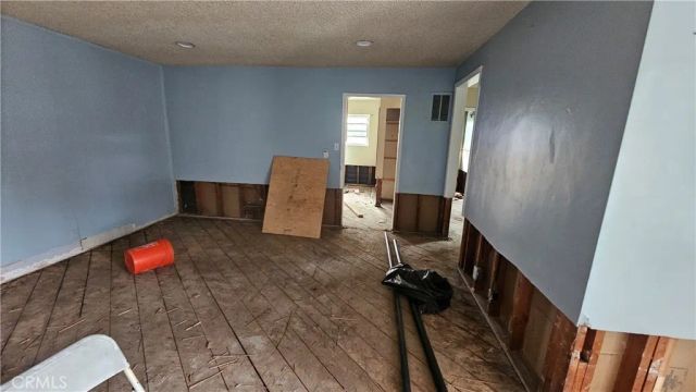 340 S Sunset, Azusa, CA 91702