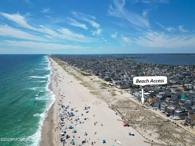 17 E Channel Way, Lavallette, NJ 08735
