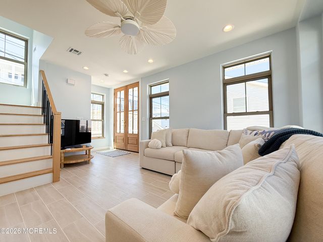 17 E Channel Way, Lavallette, NJ 08735