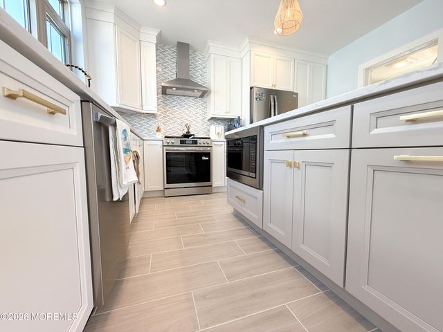 17 E Channel Way, Lavallette, NJ 08735