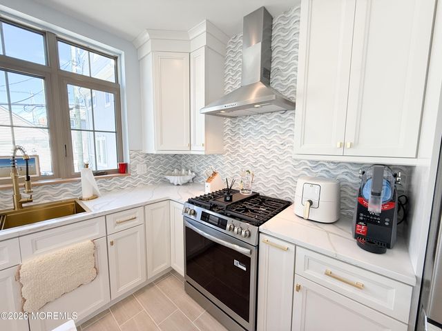 17 E Channel Way, Lavallette, NJ 08735