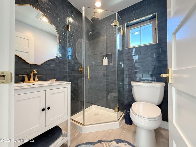 17 E Channel Way, Lavallette, NJ 08735