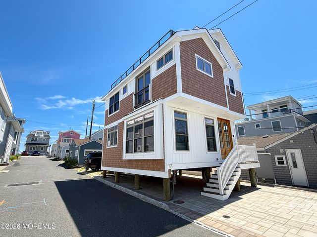 17 E Channel Way, Lavallette, NJ 08735