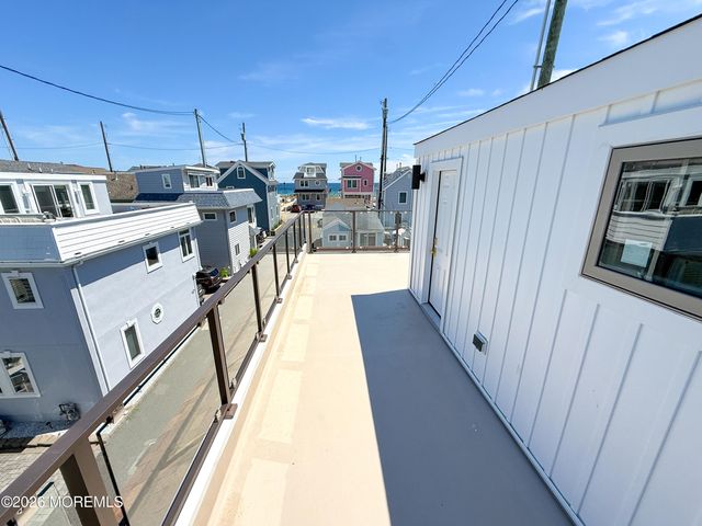 17 E Channel Way, Lavallette, NJ 08735