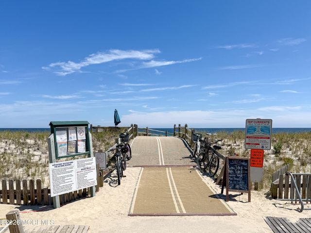 17 E Channel Way, Lavallette, NJ 08735