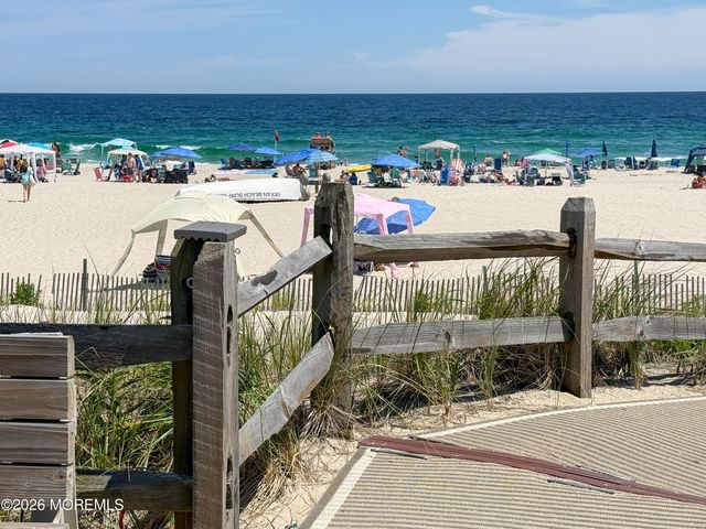17 E Channel Way, Lavallette, NJ 08735