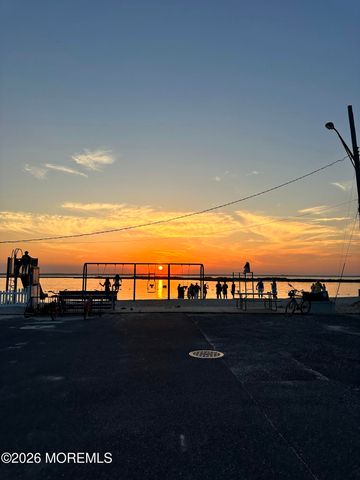 17 E Channel Way, Lavallette, NJ 08735
