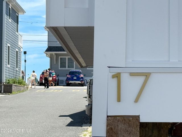 17 E Channel Way, Lavallette, NJ 08735