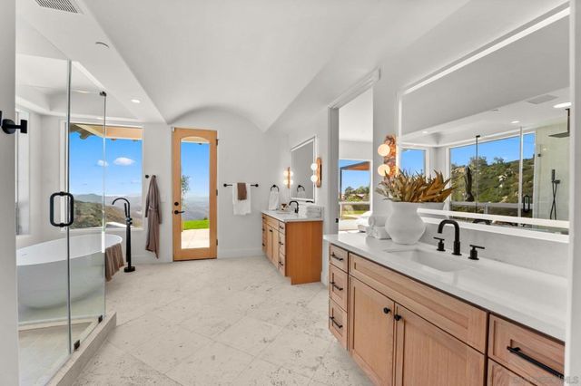 15711 Salida Del Sol, Ramona, CA 92065