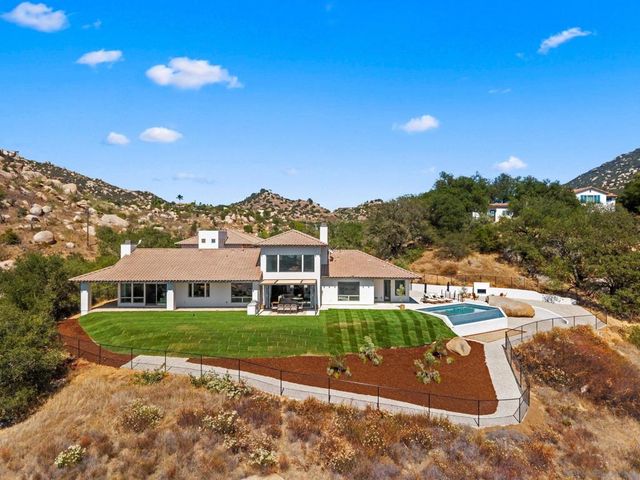 15711 Salida Del Sol, Ramona, CA 92065