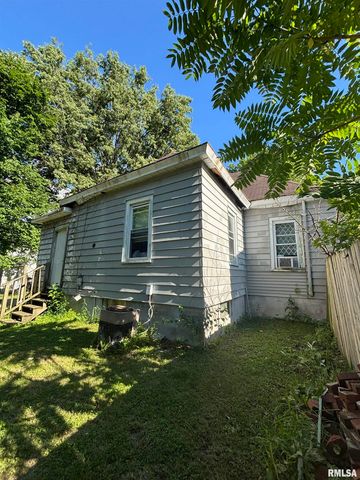 413 E MAYWOOD Avenue, Peoria, IL 61603