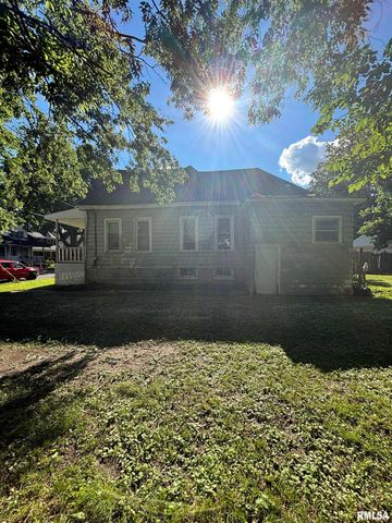 413 E MAYWOOD Avenue, Peoria, IL 61603