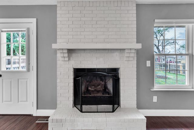 2788 W Roxbury Street, Springfield, MO 65807