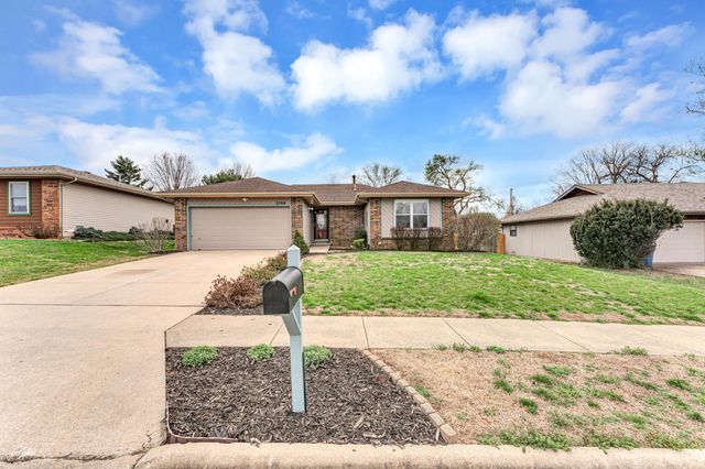 2788 W Roxbury Street, Springfield, MO 65807