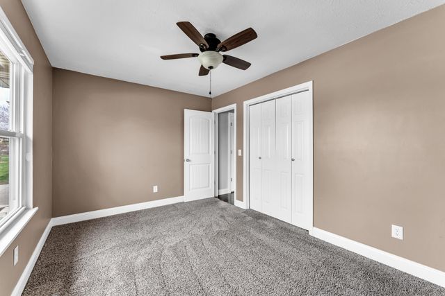 2788 W Roxbury Street, Springfield, MO 65807