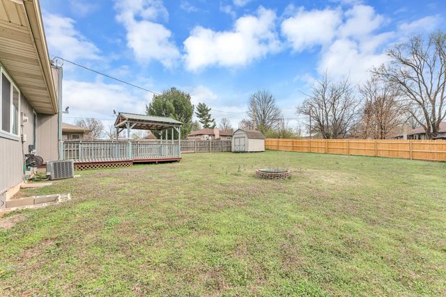 2788 W Roxbury Street, Springfield, MO 65807