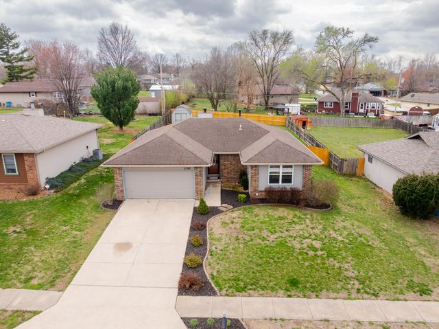 2788 W Roxbury Street, Springfield, MO 65807
