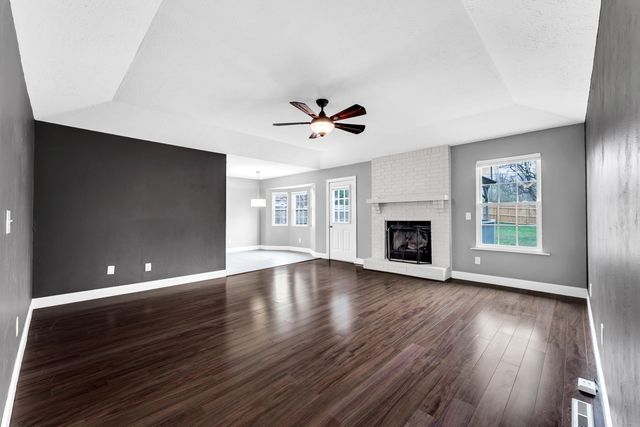 2788 W Roxbury Street, Springfield, MO 65807