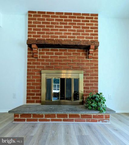 39 ESSEX CT, Quakertown, PA 18951