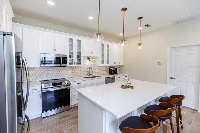 145 93RD AVENUE, Treasure Island, FL 33706