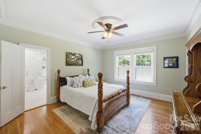 105 S Maple Street, Dallas, NC 28034